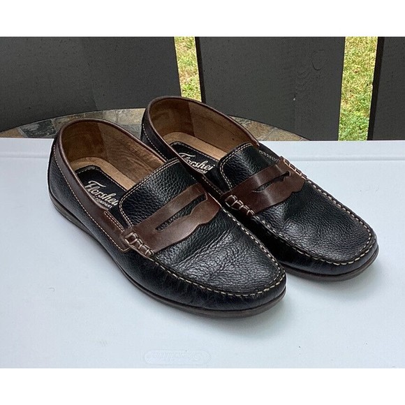 Florsheim mens brown Black sz 8.5. Driving Shoes Loafers Slip On  Casual Moc - Picture 2 of 9